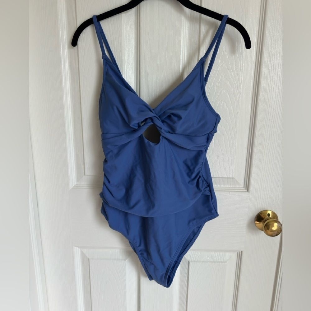 Cupshe NWT Womens One‎ Piece Blue Flattering Swimsuit Size Small